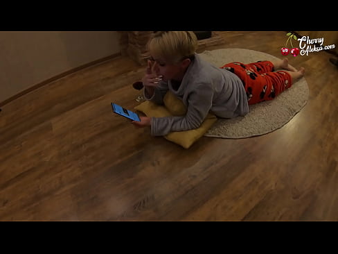 ❤️ Gekke blonde sûgje Enorme lul dy't derop sûgje en stuiterje - Anale seks ❌ Kwaliteitsporno op fy.porno-flix.ru ❤